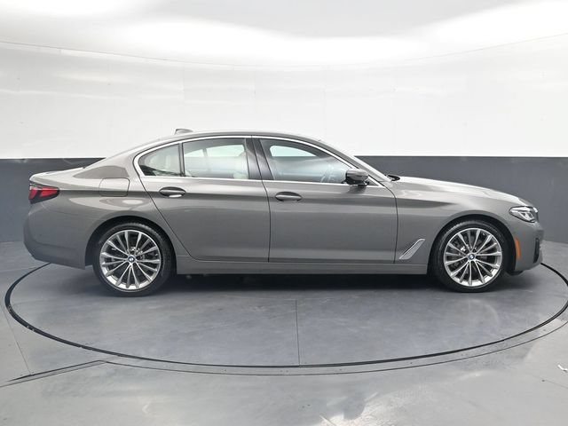 Used 2021 BMW 530i w/ Convenience Package RWD image 3