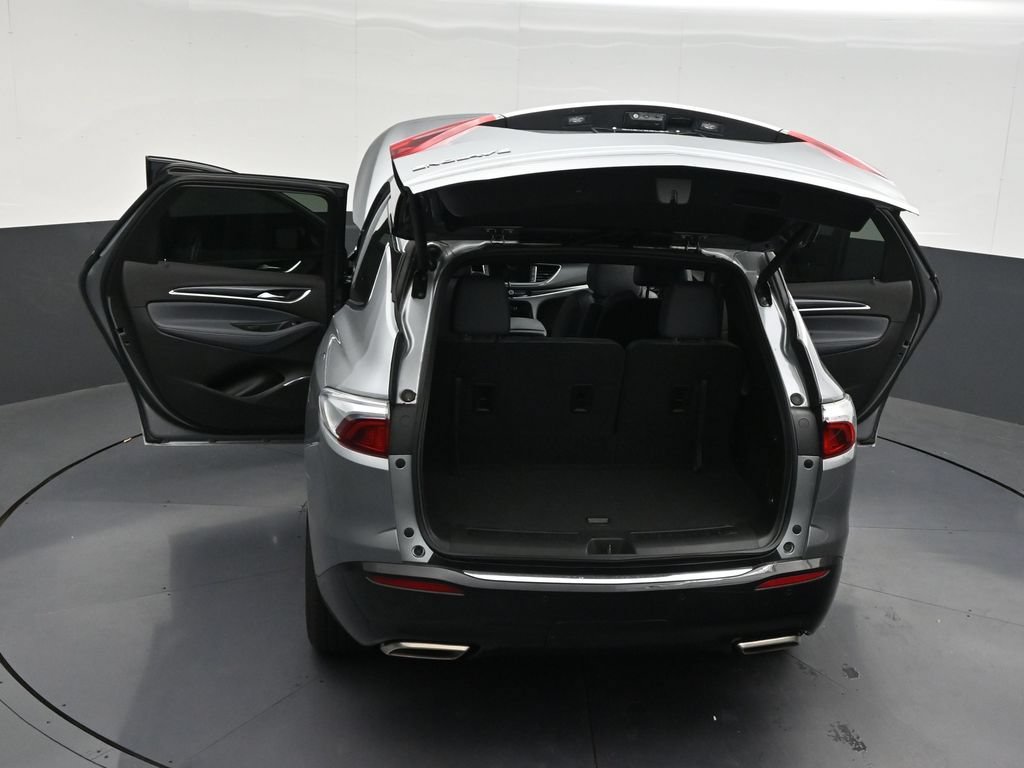 Used 2024 Buick Enclave Essence w/ Technology Package FWD image 36