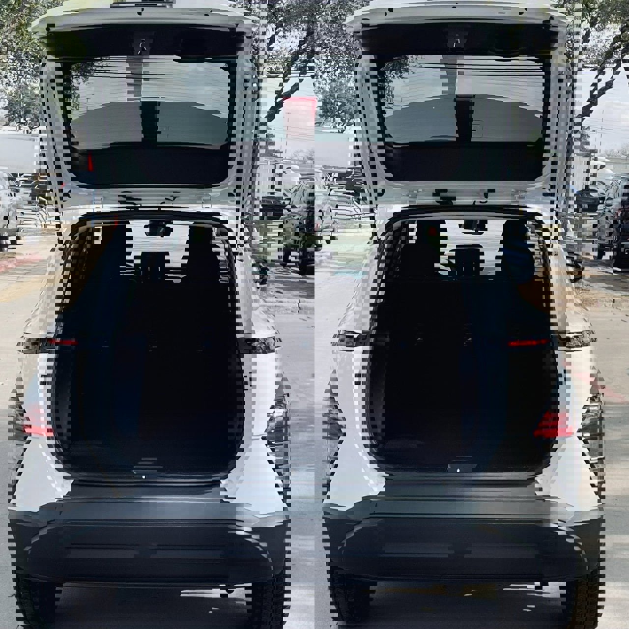 Used 2025 Hyundai Kona SEL image 25