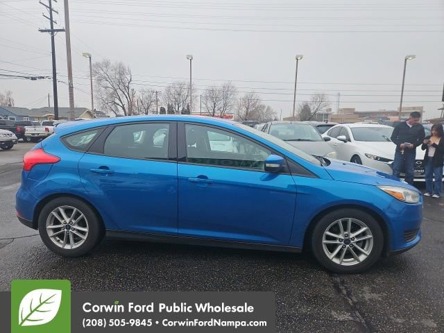 Used 2016 Ford Focus SE image 3