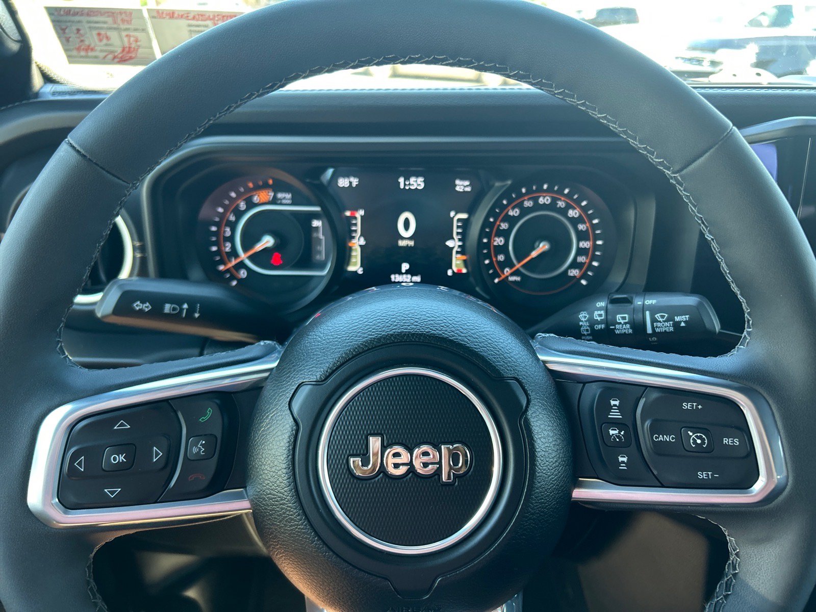 Used 2025 Jeep Wrangler Unlimited Sahara AWD/4WD image 22