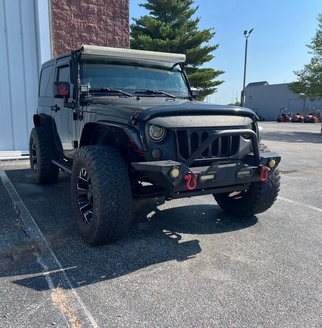 Used 2012 Jeep Wrangler Sport w/ Connectivity Group AWD/4WD image 3