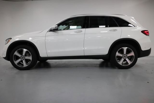 Used 2022 Mercedes-Benz GLC 300 4MATIC w/ Premium Package Lite image 9