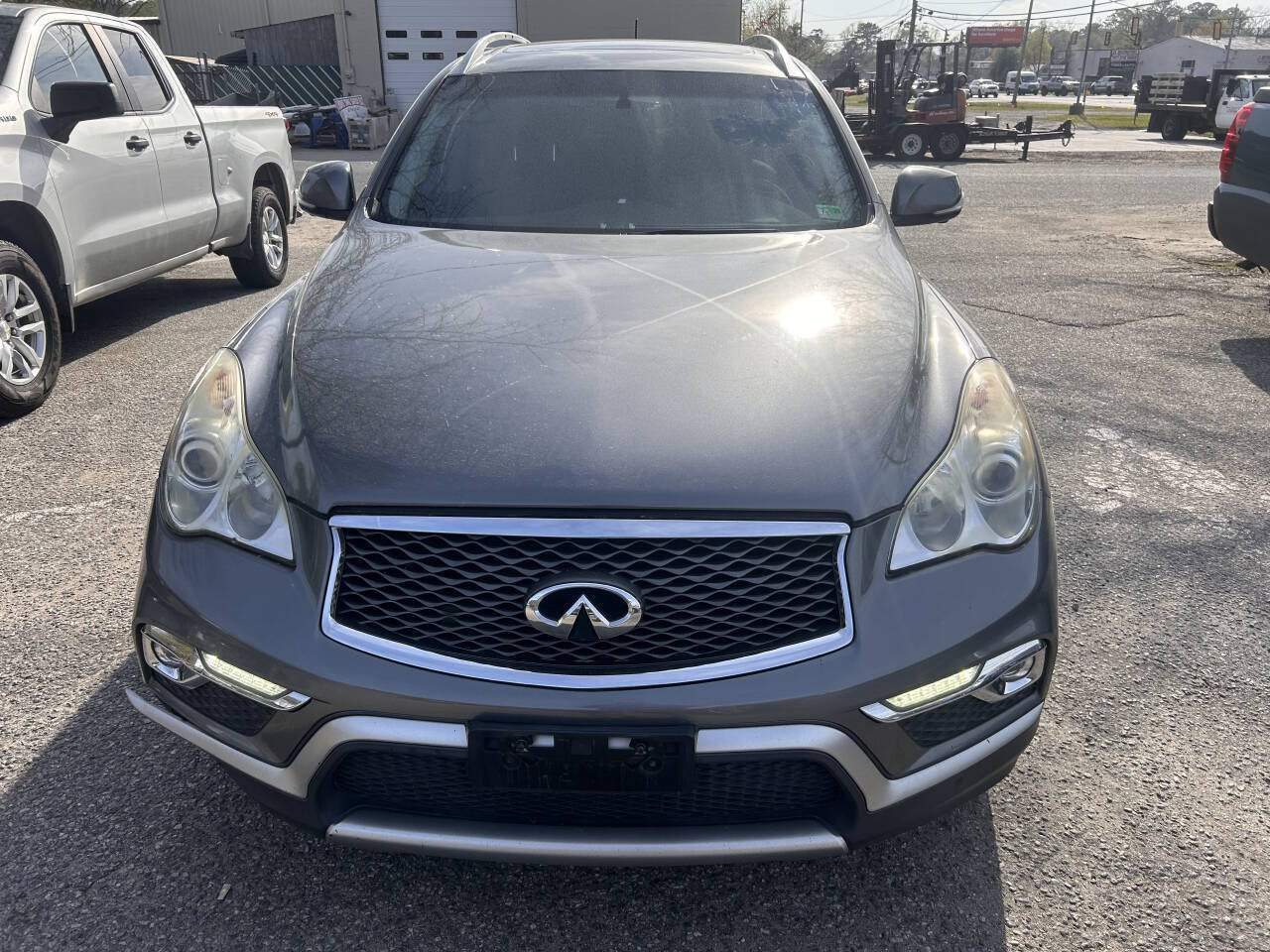 Used 2017 INFINITI QX50 AWD w/ Premium Plus Package image 3