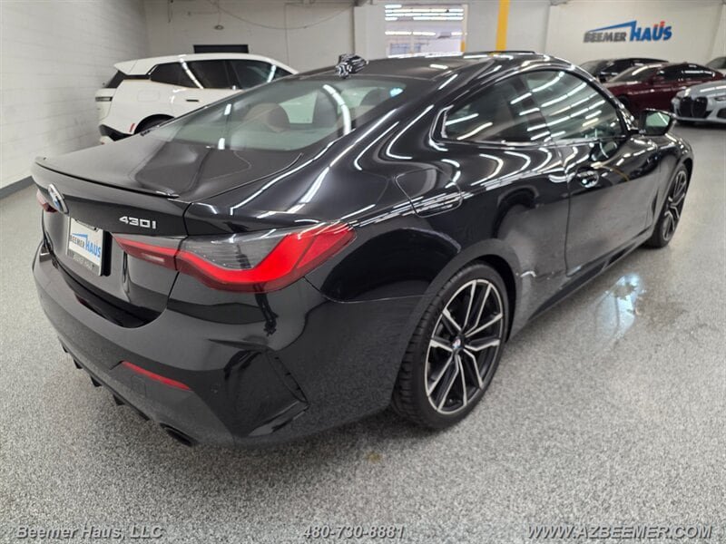 Used 2023 BMW 430i Coupe w/ M Sport Package RWD image 10