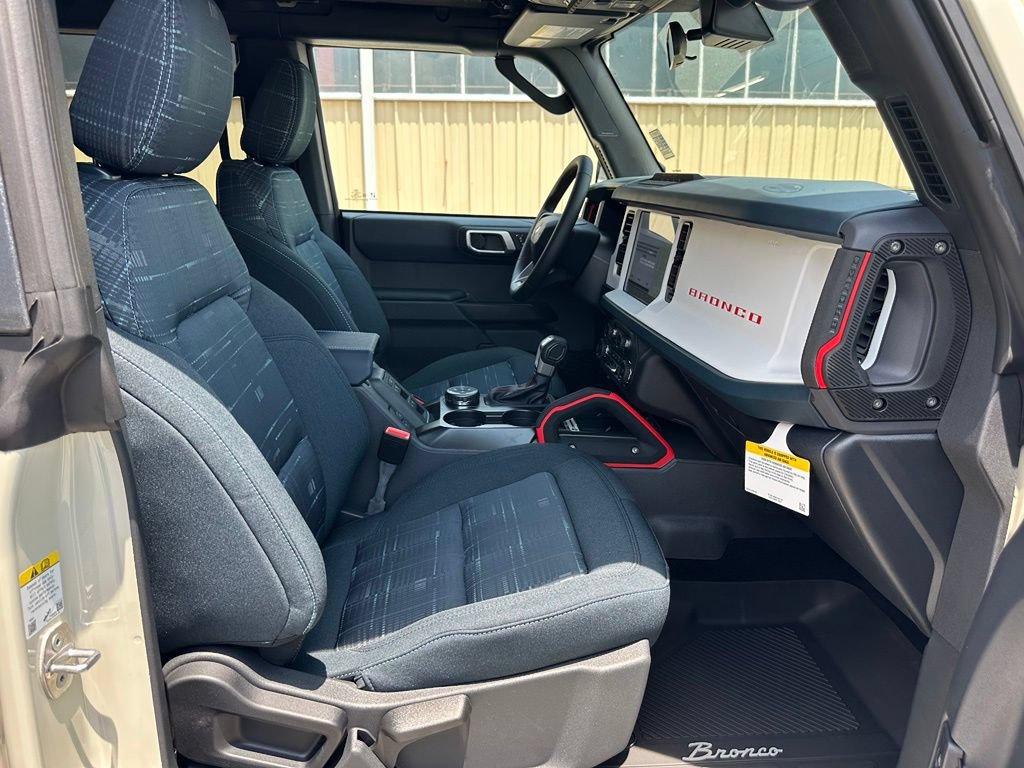 New 2026 Ford Bronco Heritage Edition AWD/4WD image 18