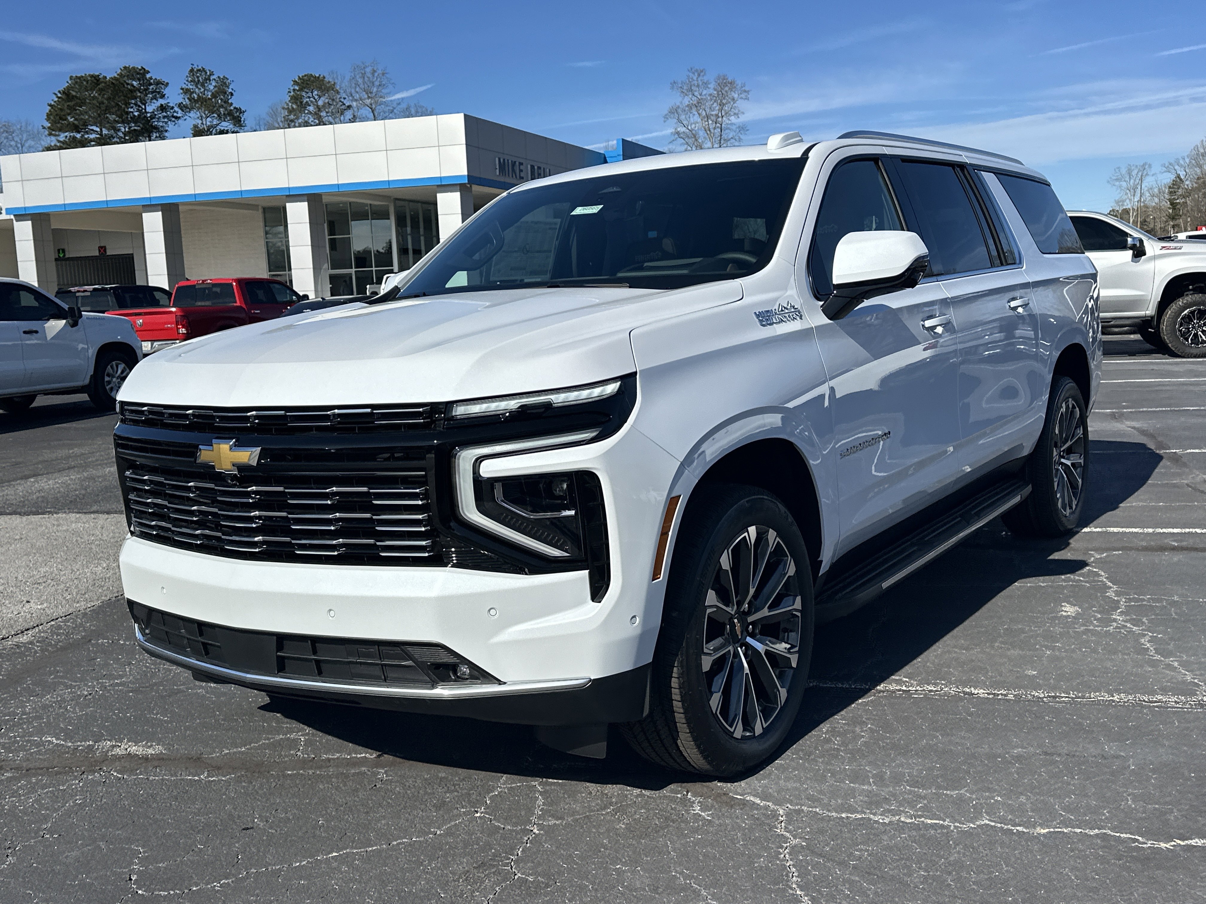 New 2026 Chevrolet Suburban High Country w/ Sun And Tow Package image 5