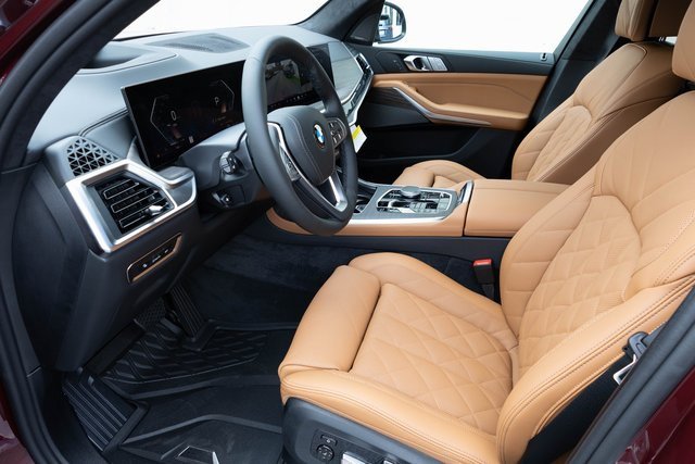 New 2026 BMW X7 xDrive40i image 2
