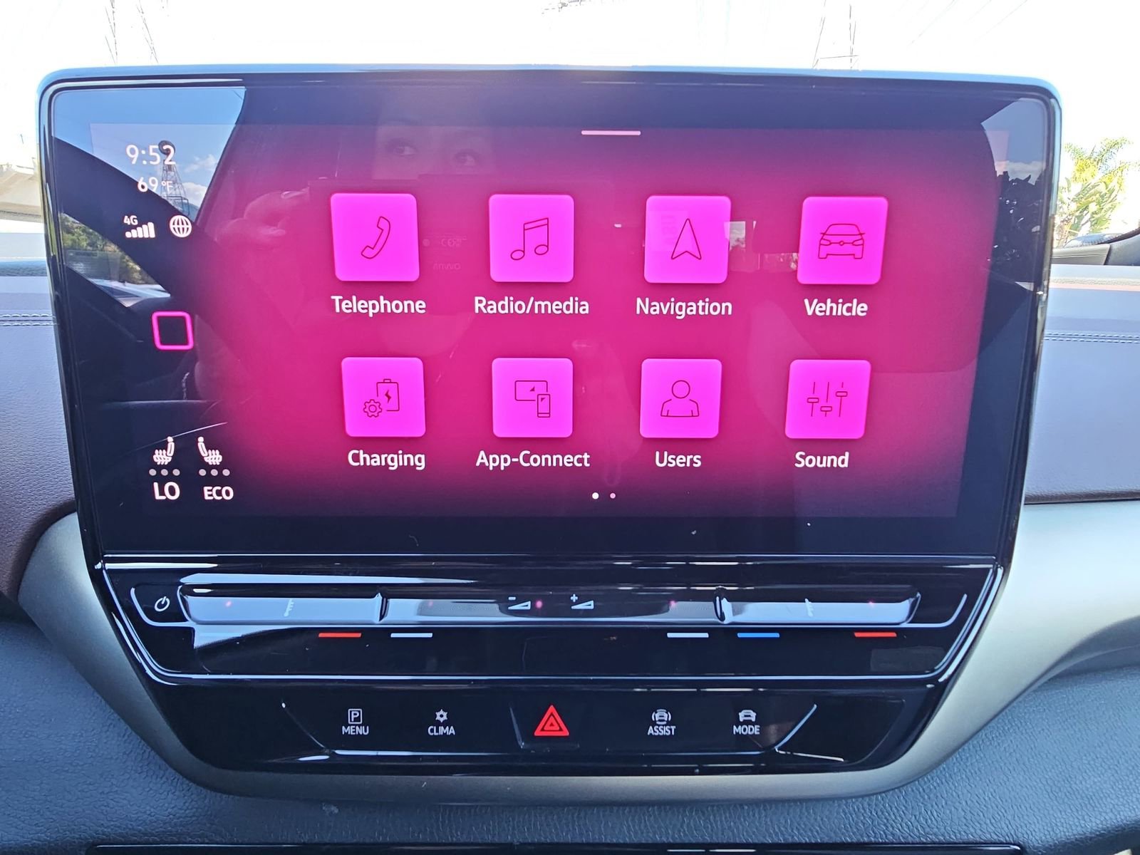 Certified 2023 Volkswagen ID.4 2WD image 20