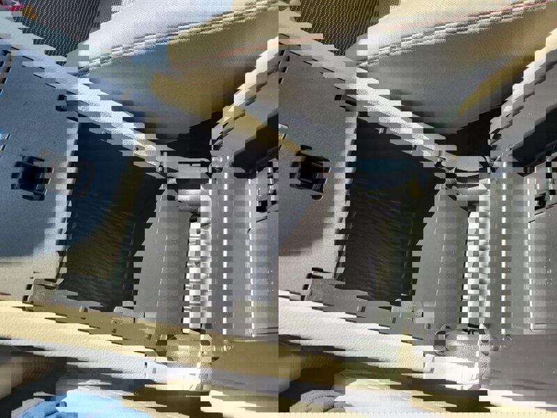 Used 2012 Ford Taurus SEL image 25