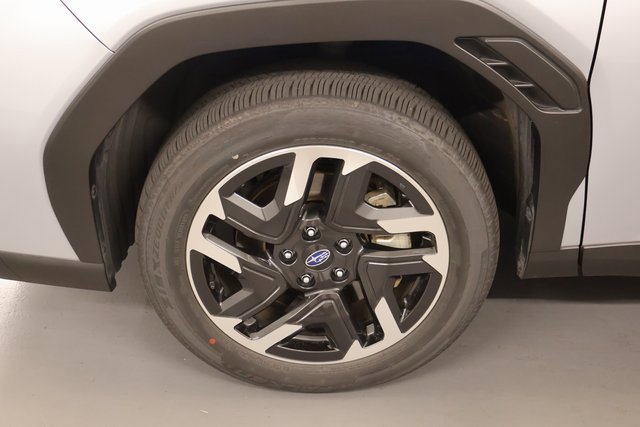 Certified 2025 Subaru Forester Premium AWD/4WD image 8