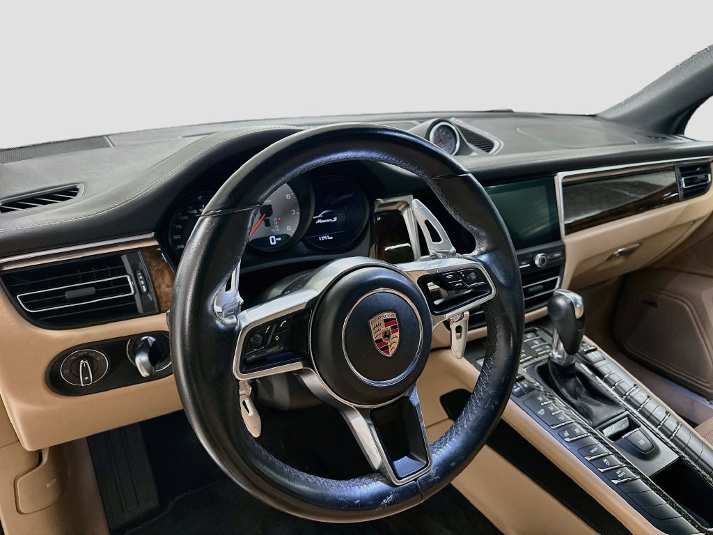 Certified 2019 Porsche Macan S AWD/4WD image 4