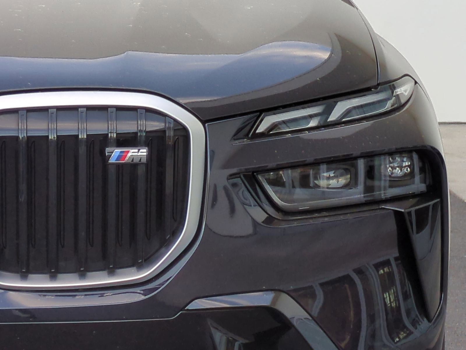 Used 2026 BMW X7 M60i image 6