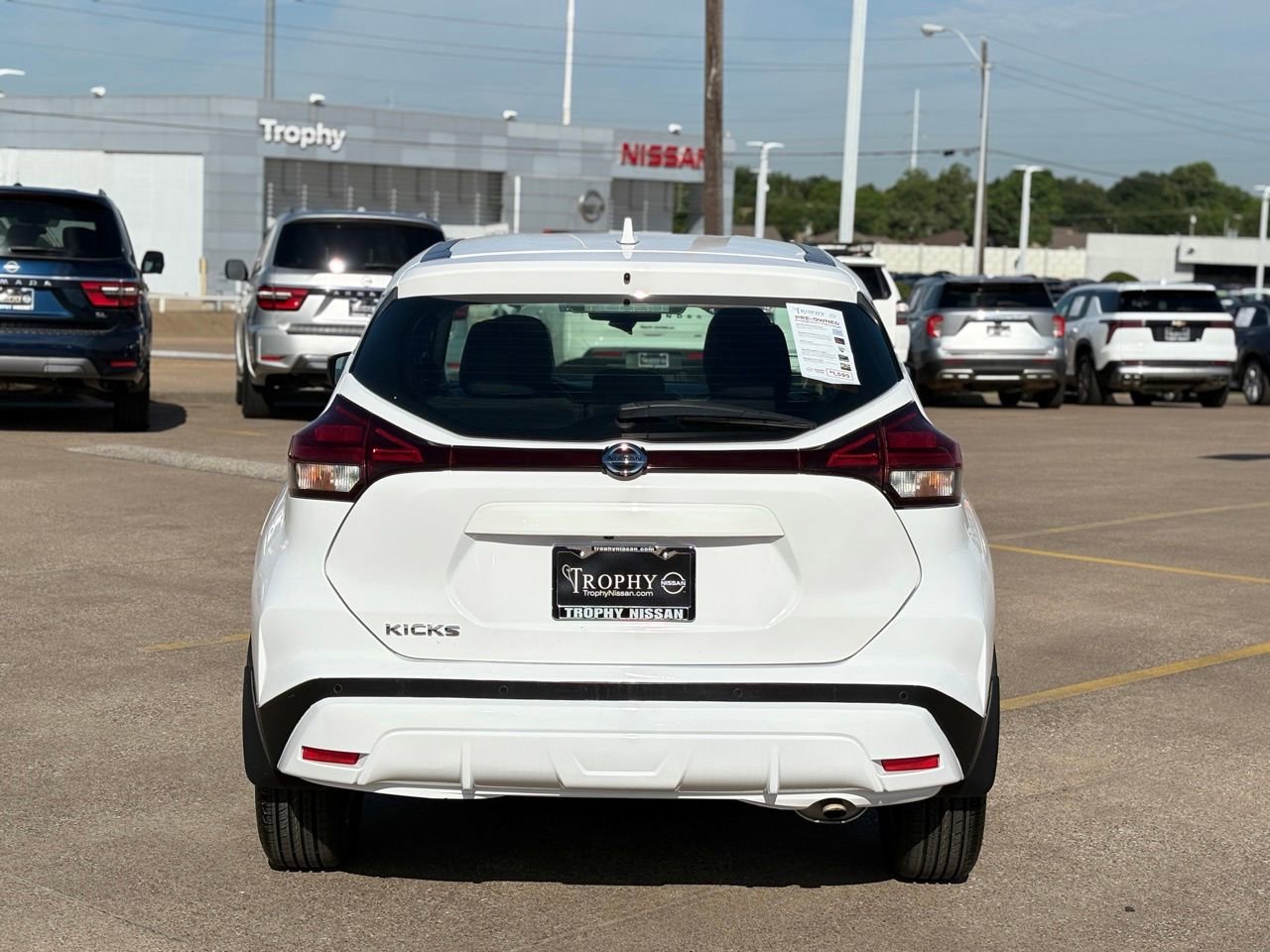 Certified 2021 Nissan Kicks S FWD image 7