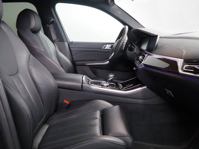 Used 2019 BMW X5 xDrive40i w/ Premium Package 2 image 15