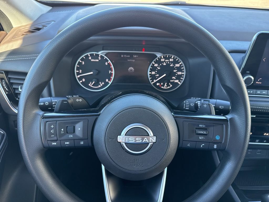 Used 2022 Nissan Rogue SV image 15