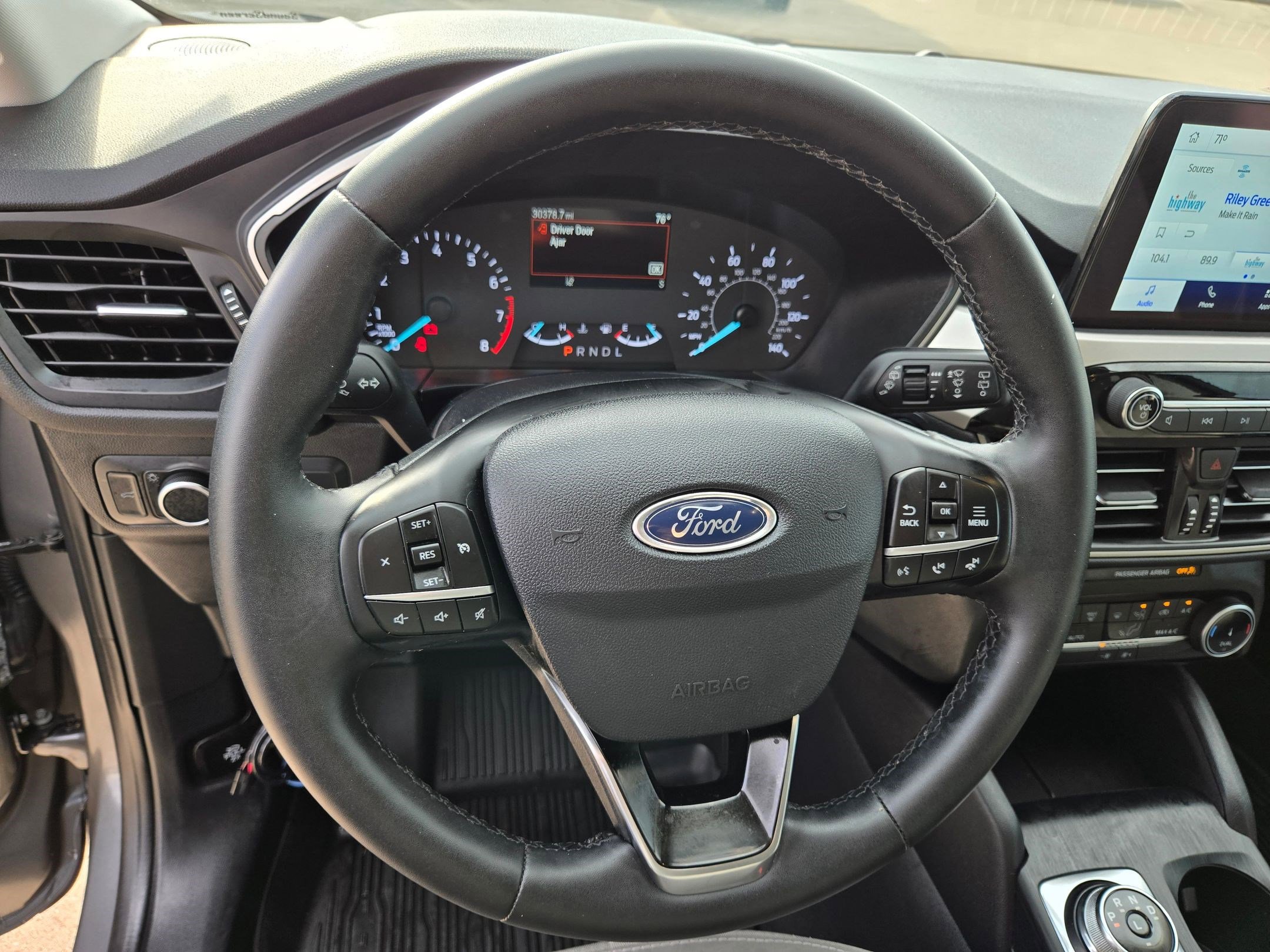 Used 2022 Ford Escape SE w/ Convenience Package image 19
