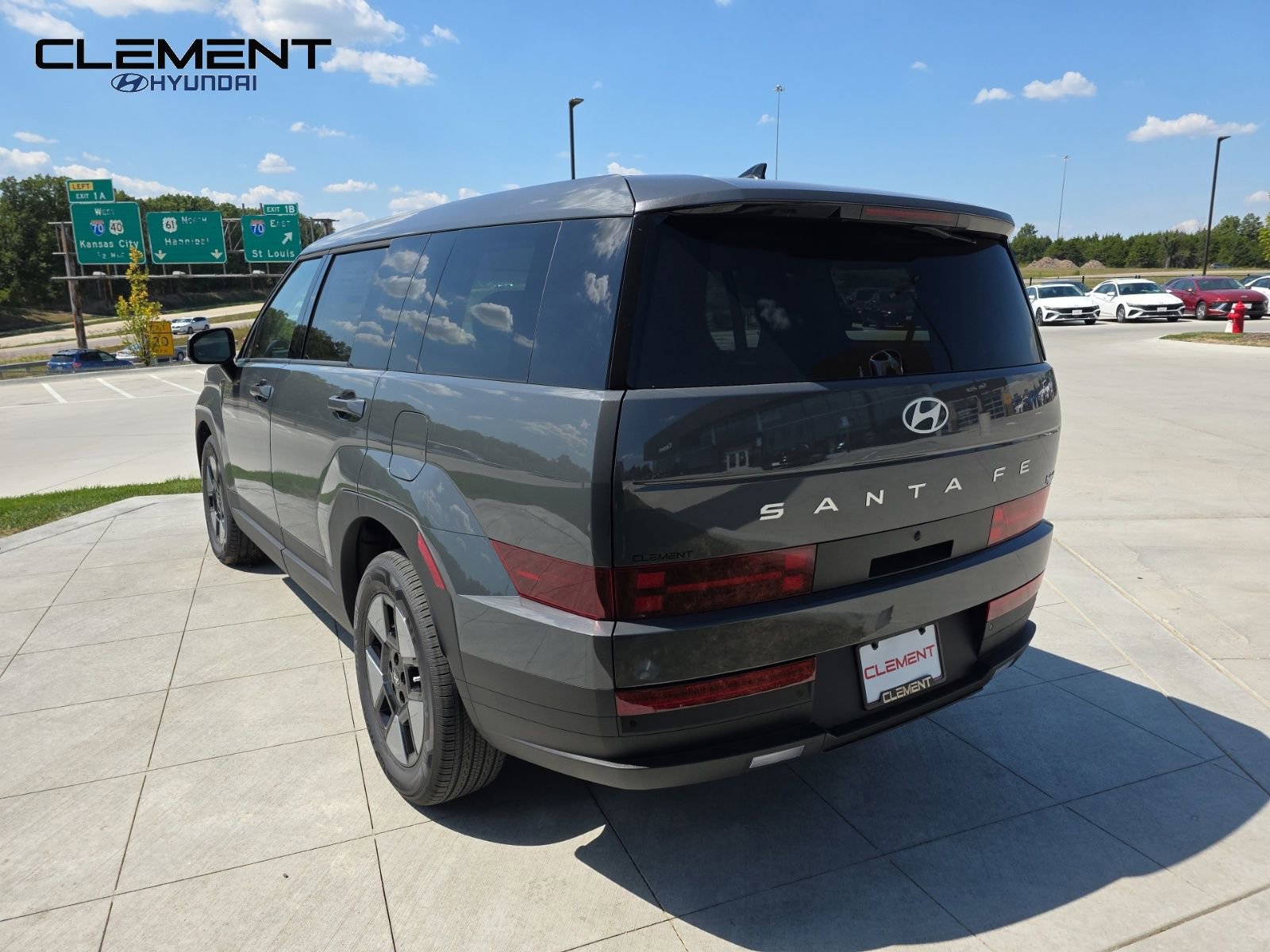 New 2026 Hyundai Santa Fe SE FWD image 8