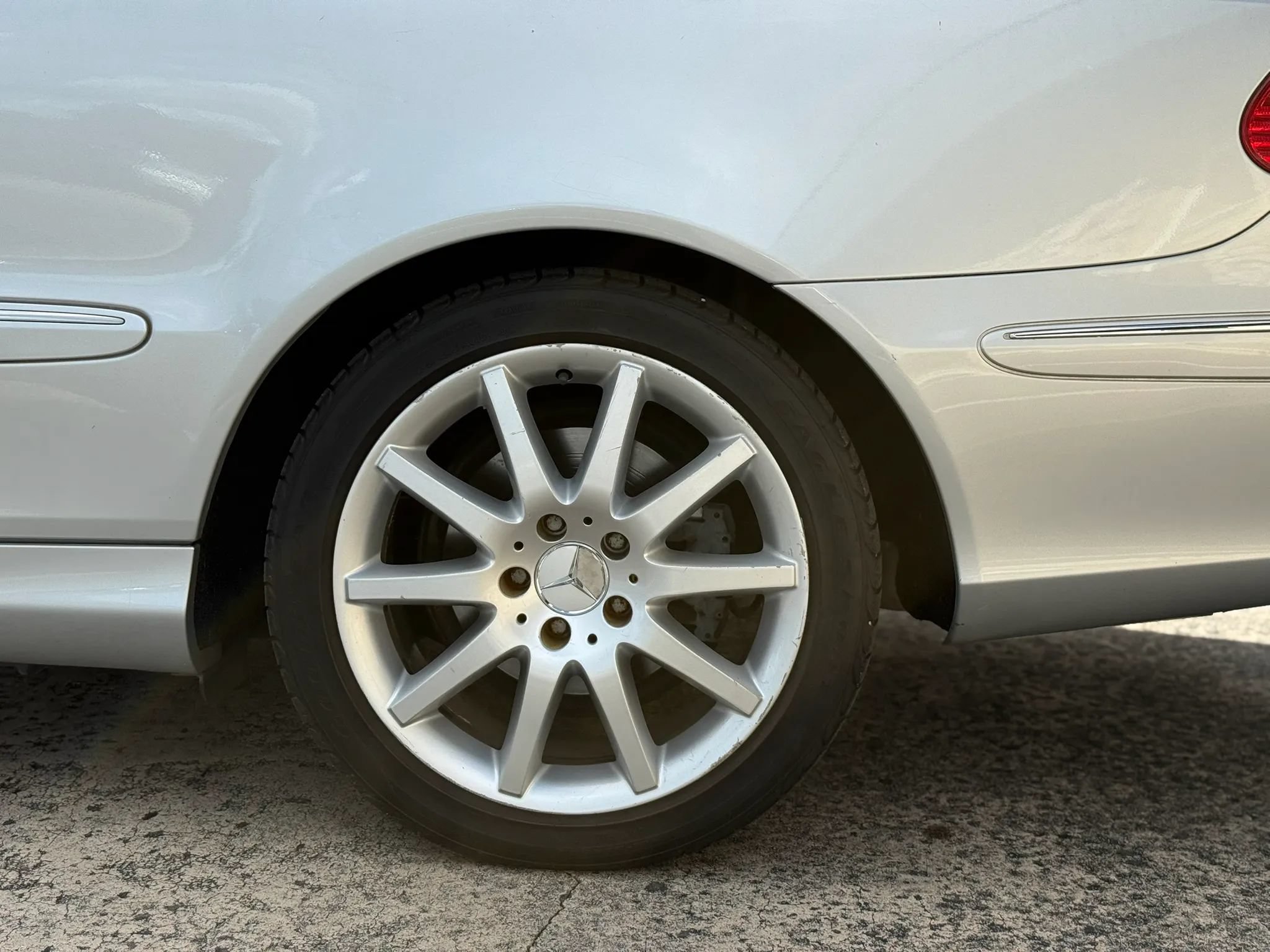 Used 2007 Mercedes-Benz CLK 350 Cabriolet image 8