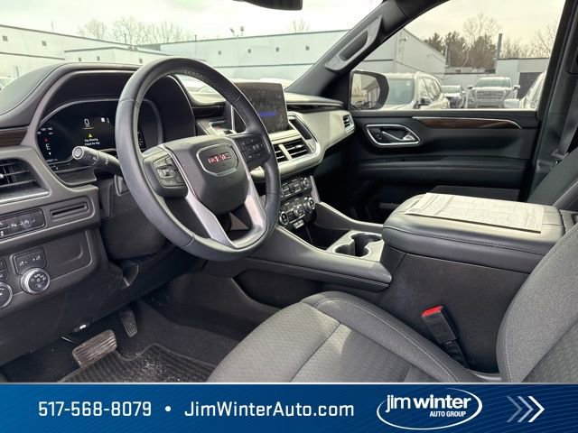Used 2023 GMC Yukon SLE w/ Gmc Pro Safety Plus Package image 12
