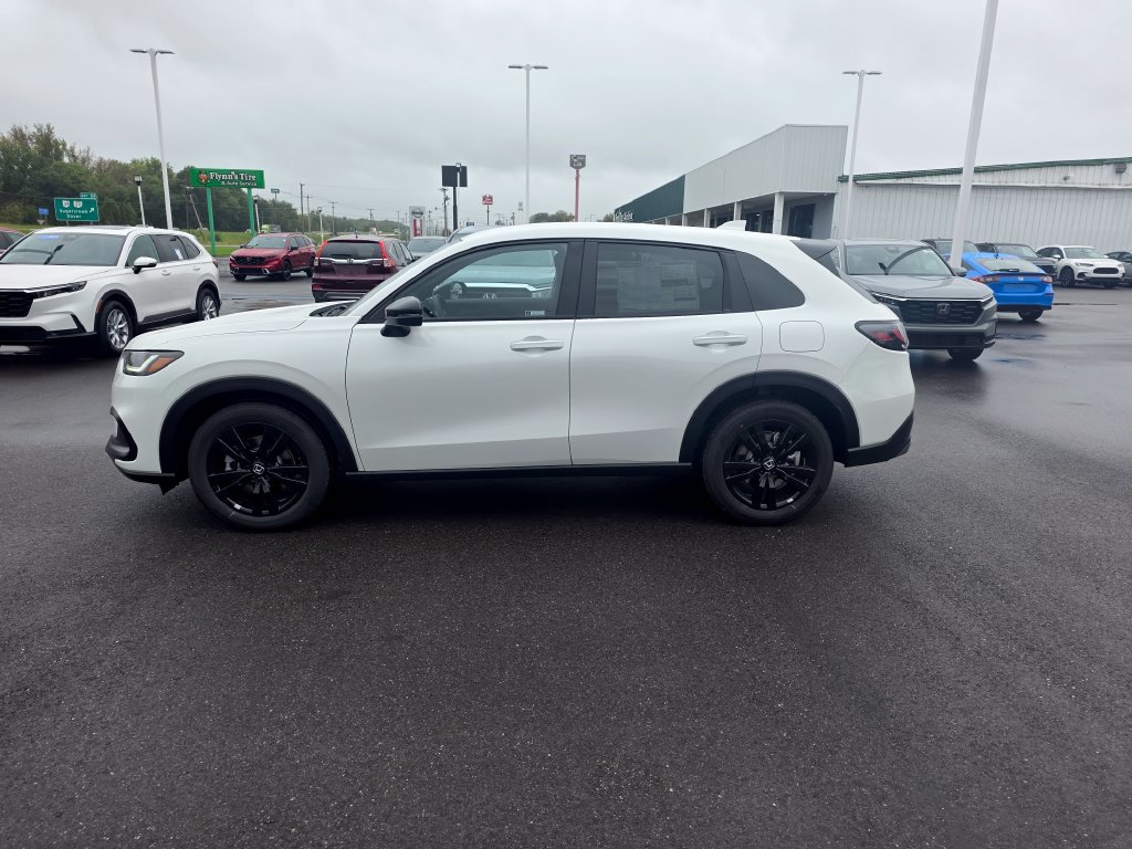 New 2027 Honda HR-V Sport image 6