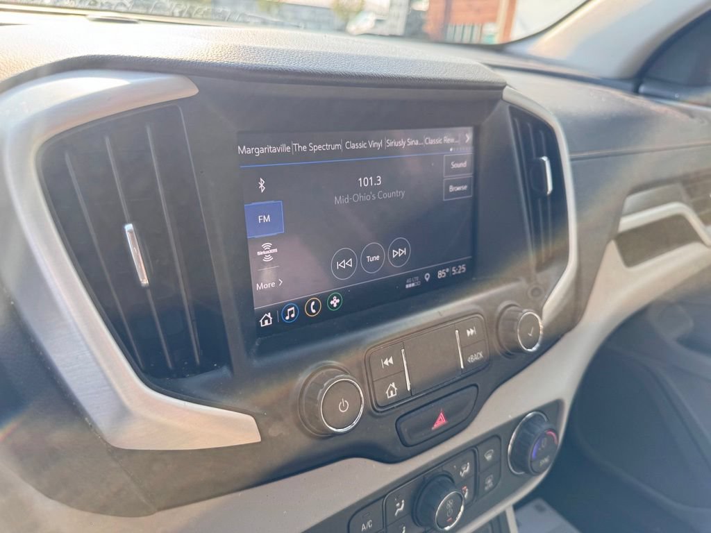 Used 2020 GMC Terrain SLT w/ Preferred Package AWD/4WD image 18