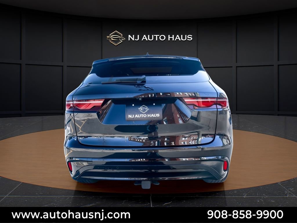 Used 2024 Jaguar F-PACE R-Dynamic S image 10