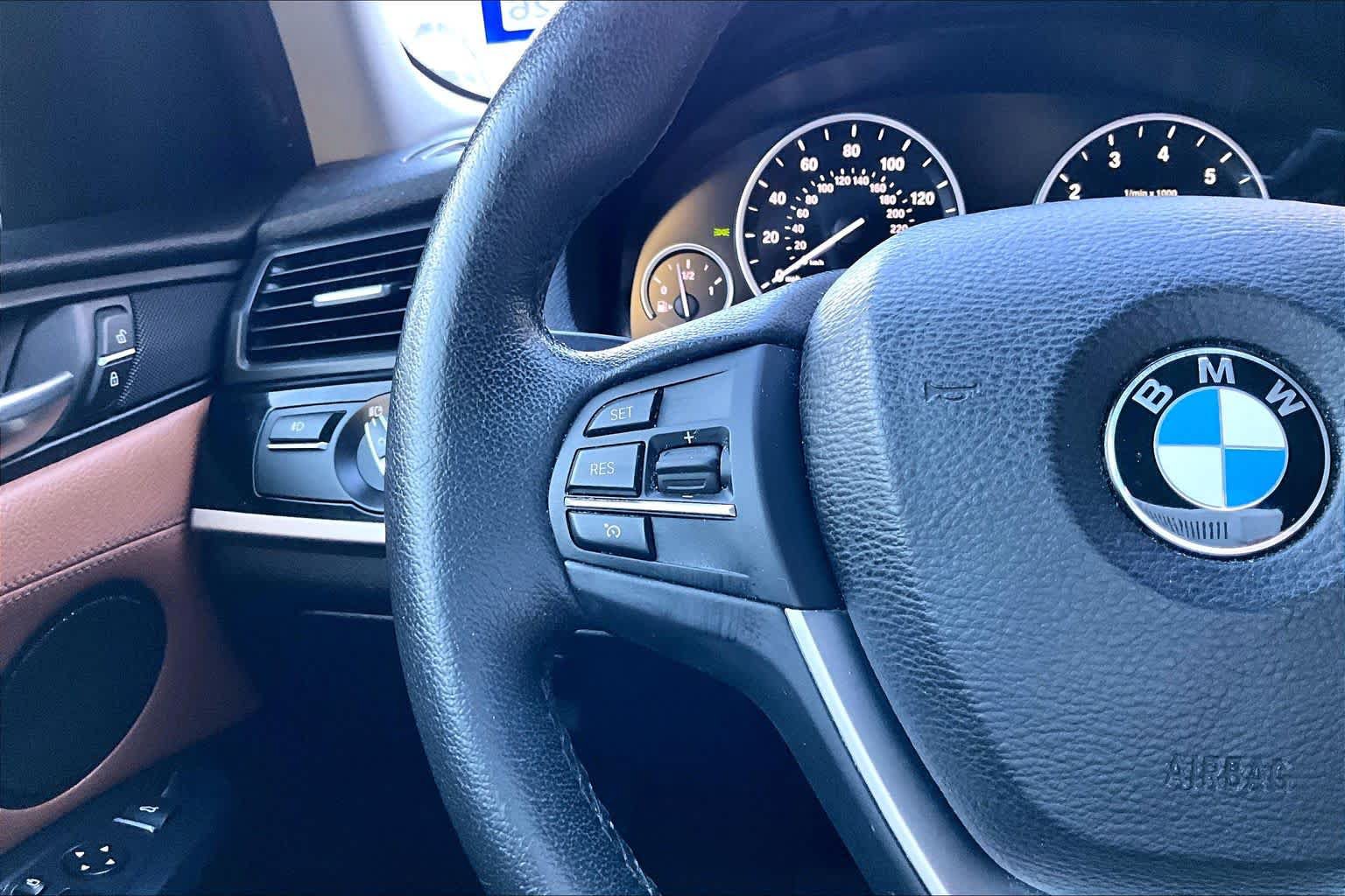 Used 2017 BMW X3 xDrive28i AWD/4WD image 23
