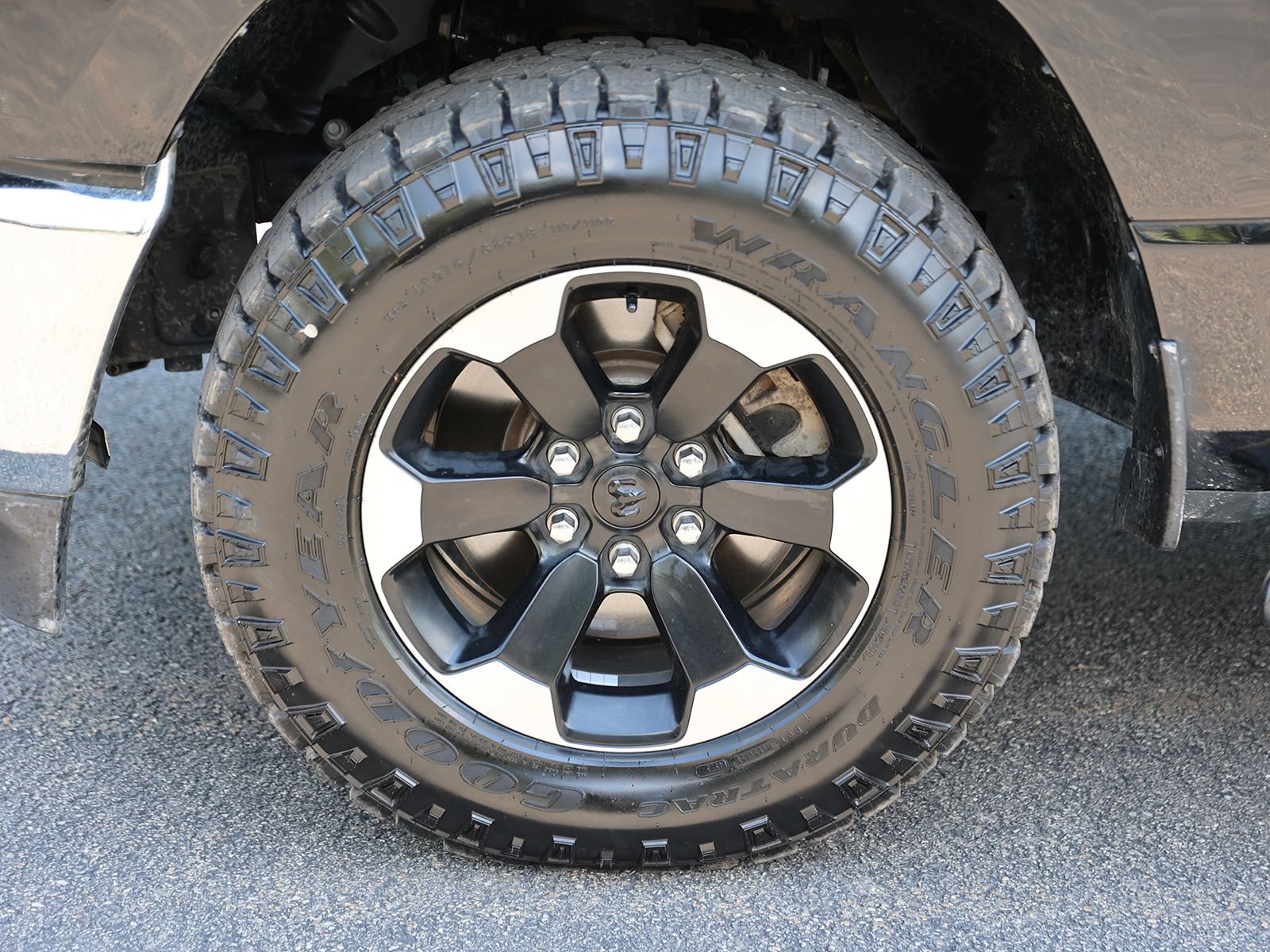 Used 2022 RAM 1500 Big Horn AWD/4WD image 15