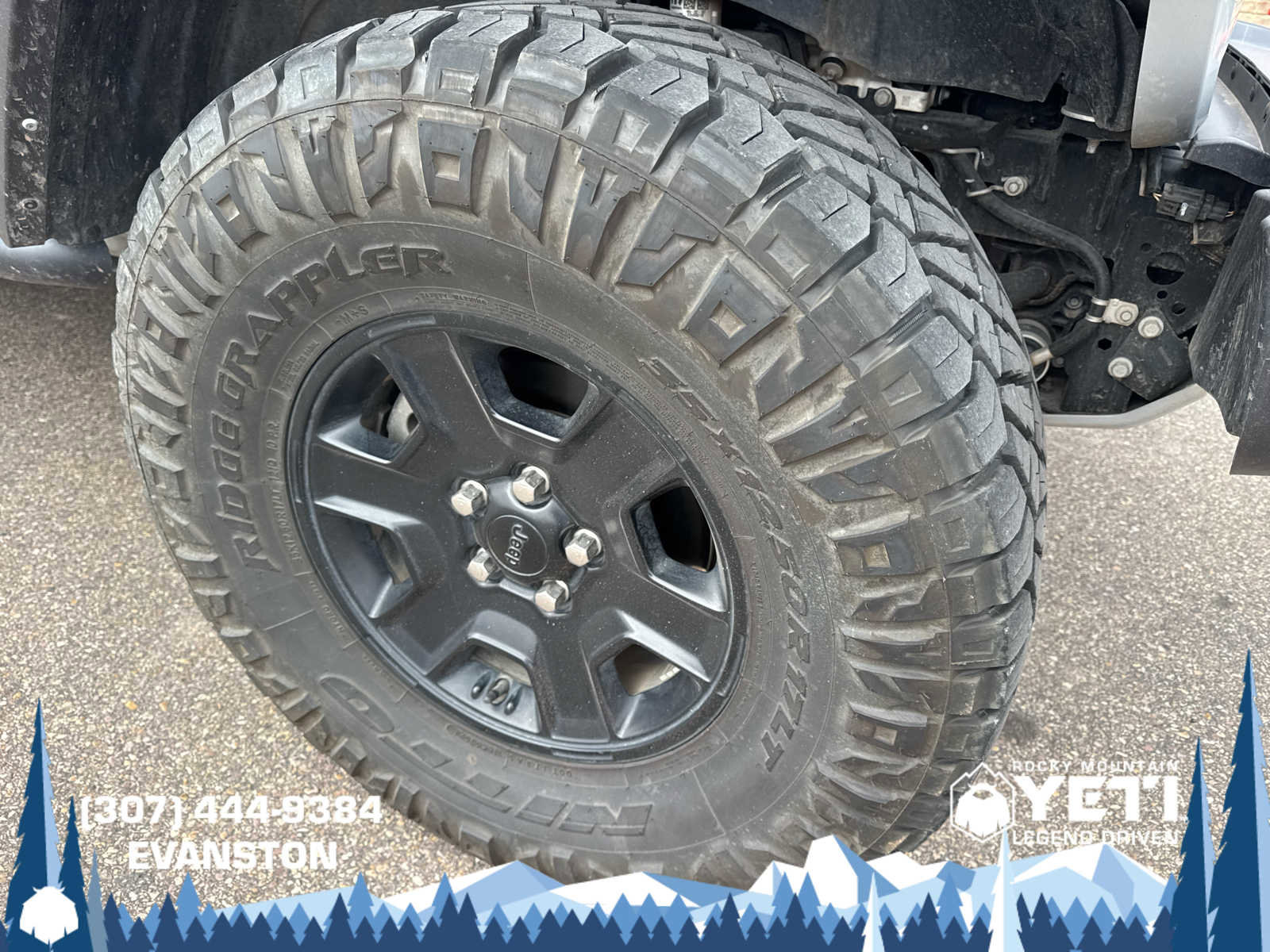 Used 2022 Jeep Gladiator Mojave w/ LED Lighting Group image 9