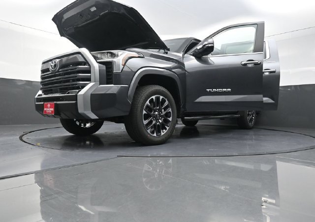 Used 2026 Toyota Tundra Limited AWD/4WD image 41