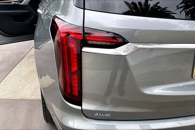 Used 2023 Cadillac XT6 Premium Luxury w/ Platinum Package AWD/4WD image 30