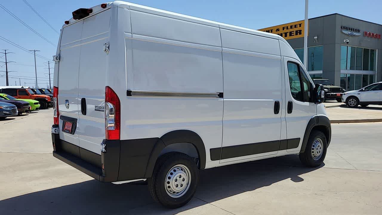 New 2026 RAM ProMaster 1500 w/ Convenience Group FWD image 8