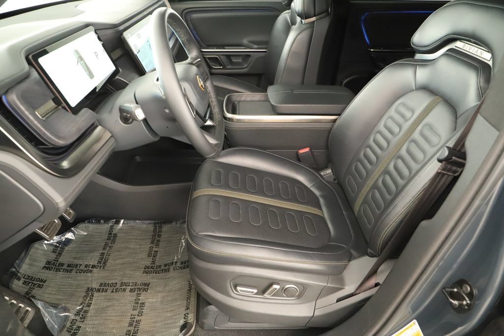 Used 2024 Rivian R1S Adventure AWD/4WD image 22