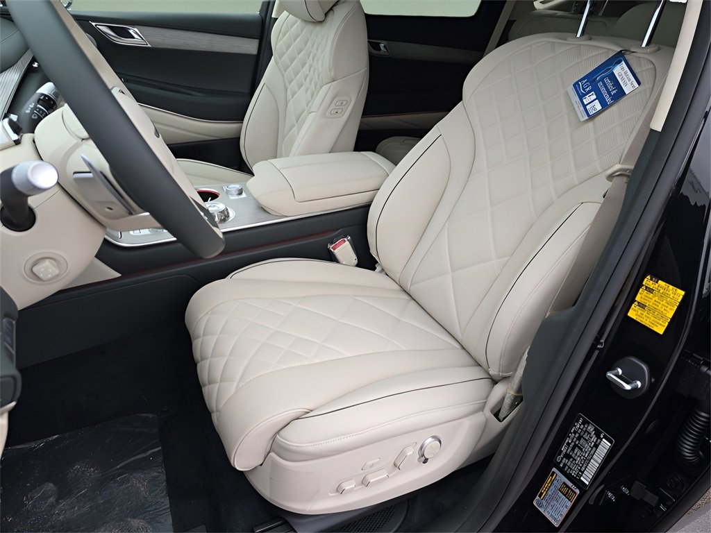 New 2025 Genesis GV80 3.5T Prestige image 16
