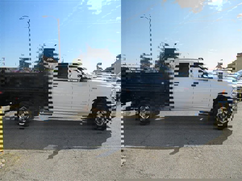 Used 2022 RAM 3500 Tradesman w/ Chrome Appearance Group image 9