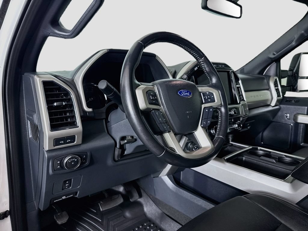 Used 2022 Ford F350 Lariat w/ Black Appearance Package AWD/4WD image 9