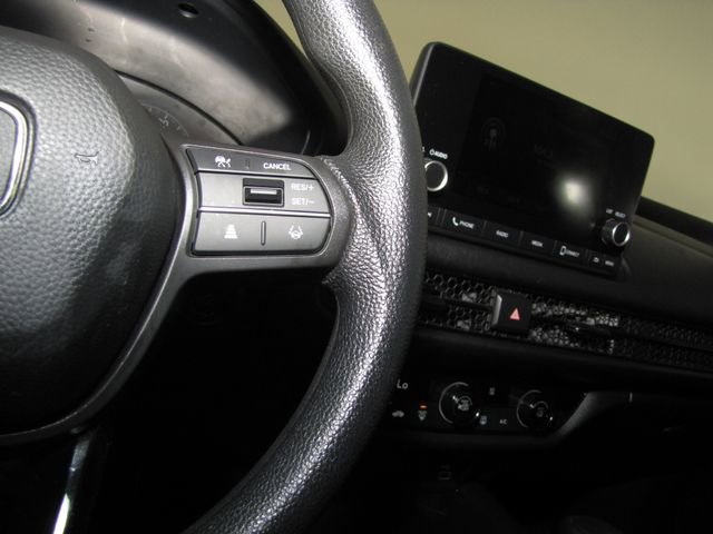 Certified 2023 Honda HR-V LX image 6