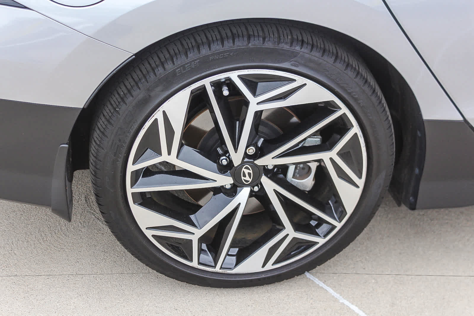 Certified 2023 Hyundai Ioniq 6 Limited RWD image 11