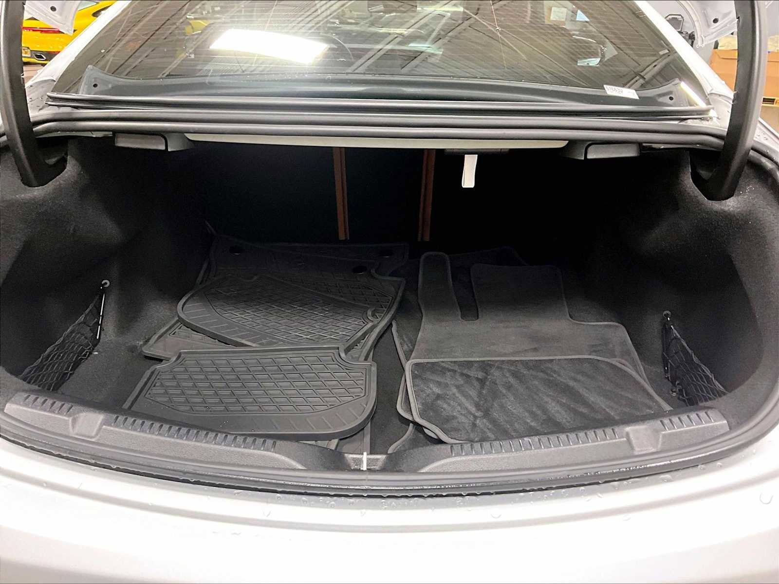 Used 2020 Mercedes-Benz E 450 Coupe image 38