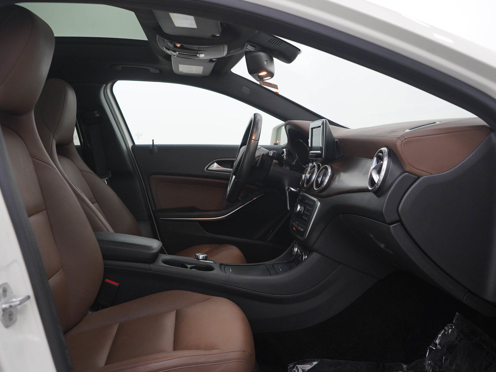 Used 2015 Mercedes-Benz GLA 250 4MATIC image 11