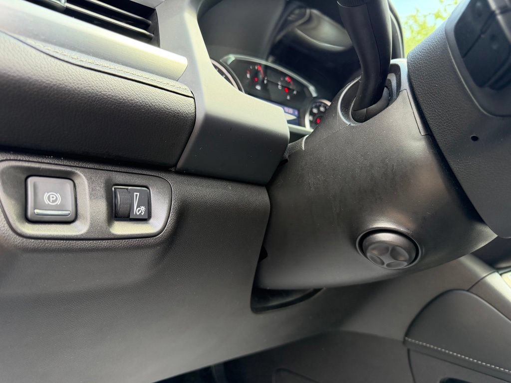 Certified 2023 GMC Acadia SLT w/ Elevation Edition FWD image 23