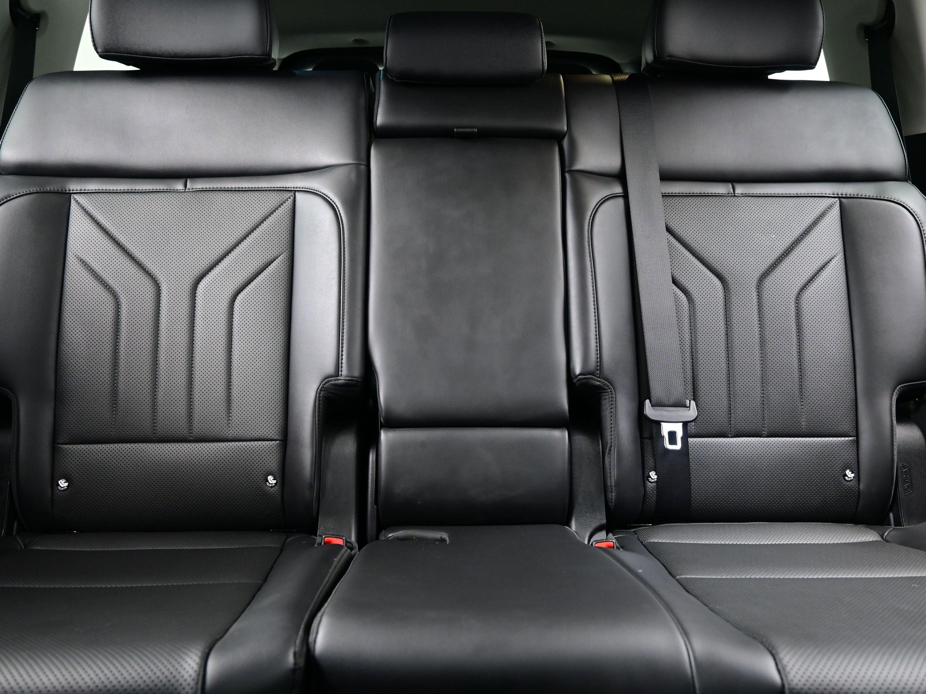 Used 2025 Hyundai Santa Fe XRT image 16