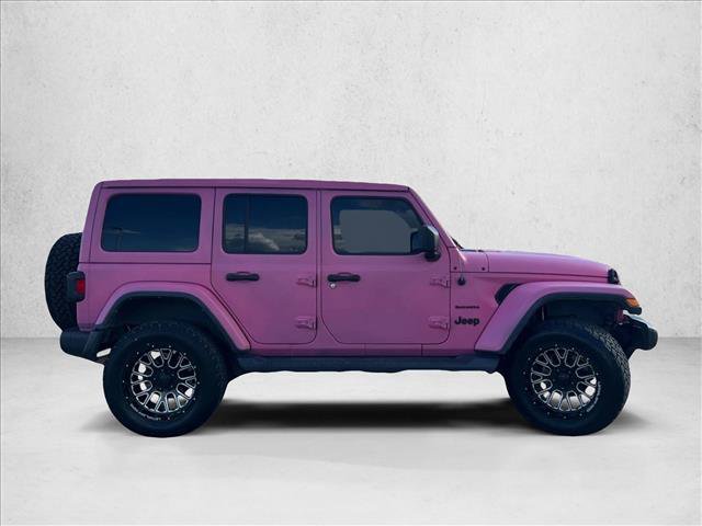 Used 2022 Jeep Wrangler Unlimited Sahara AWD/4WD image 4