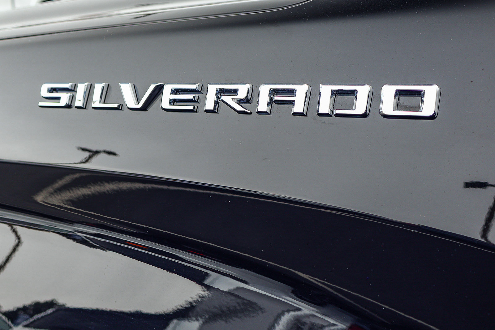 Used 2026 Chevrolet Silverado 1500 RST AWD/4WD image 25