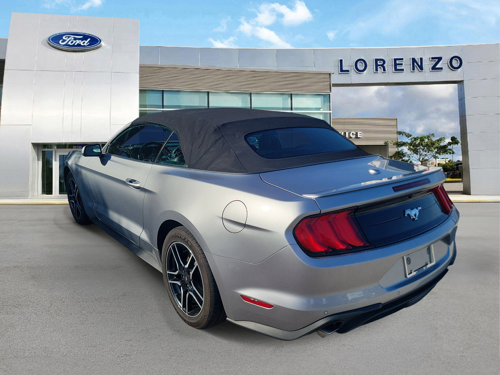 Used 2023 Ford Mustang Premium RWD image 7