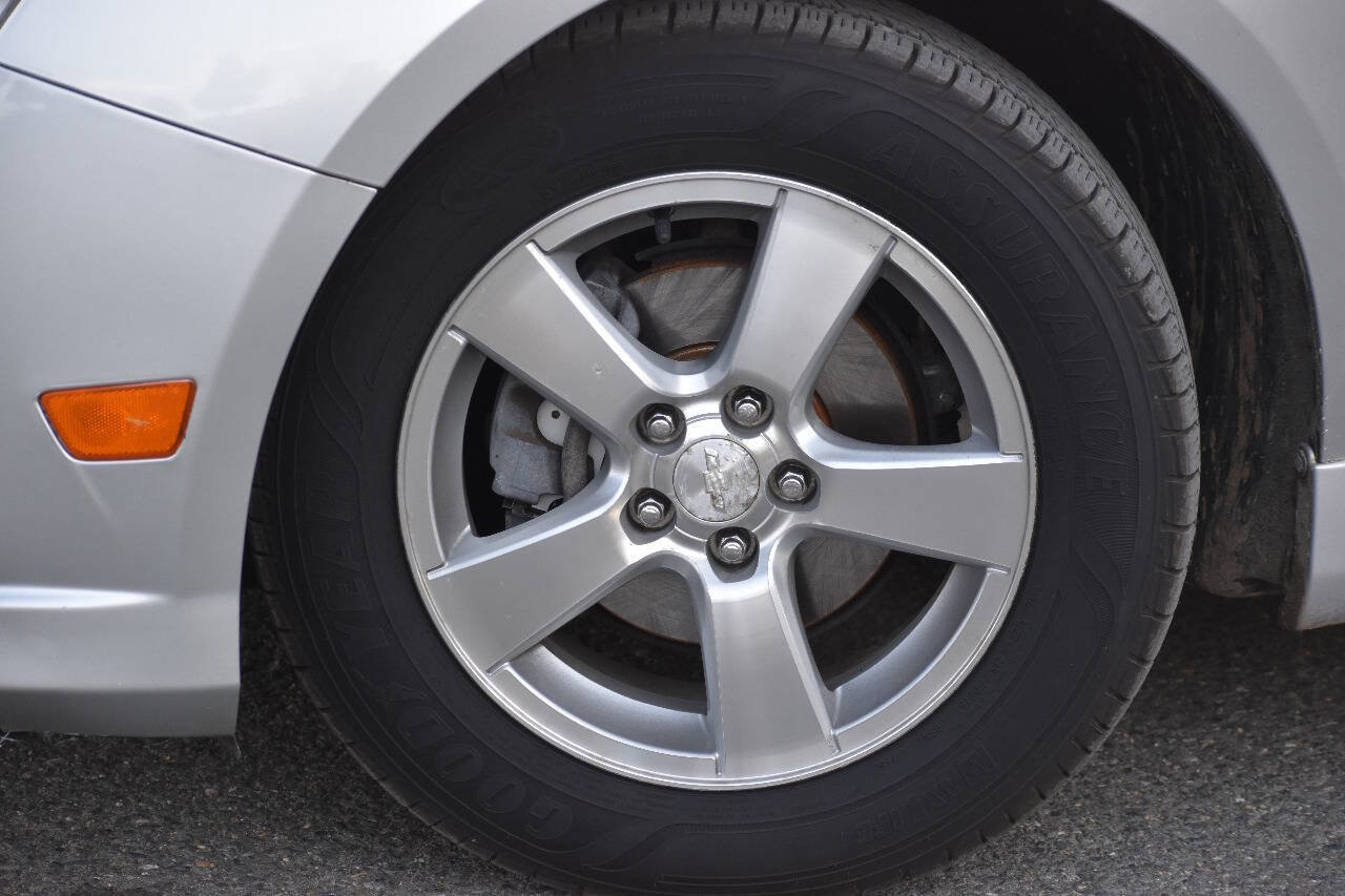 Used 2012 Chevrolet Cruze LT w/ RS Package image 33