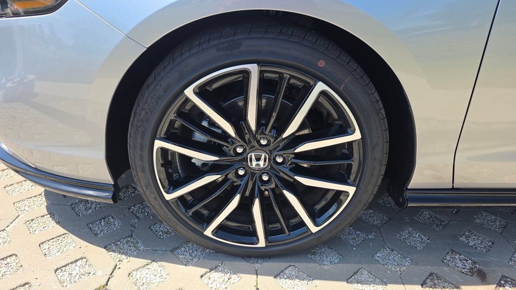New 2026 Honda Accord Touring image 10