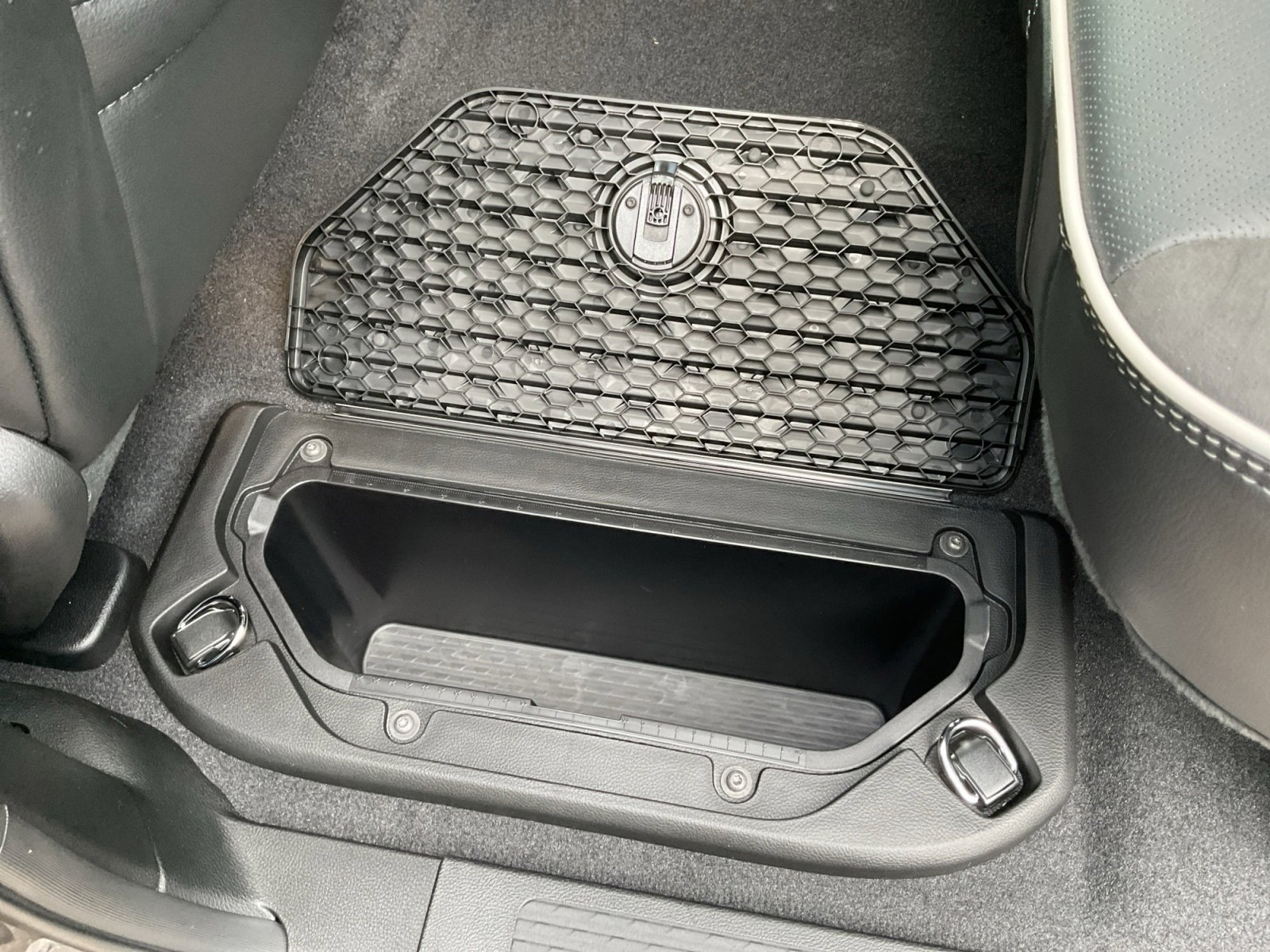 New 2026 RAM 1500 Laramie w/ Night Edition image 33