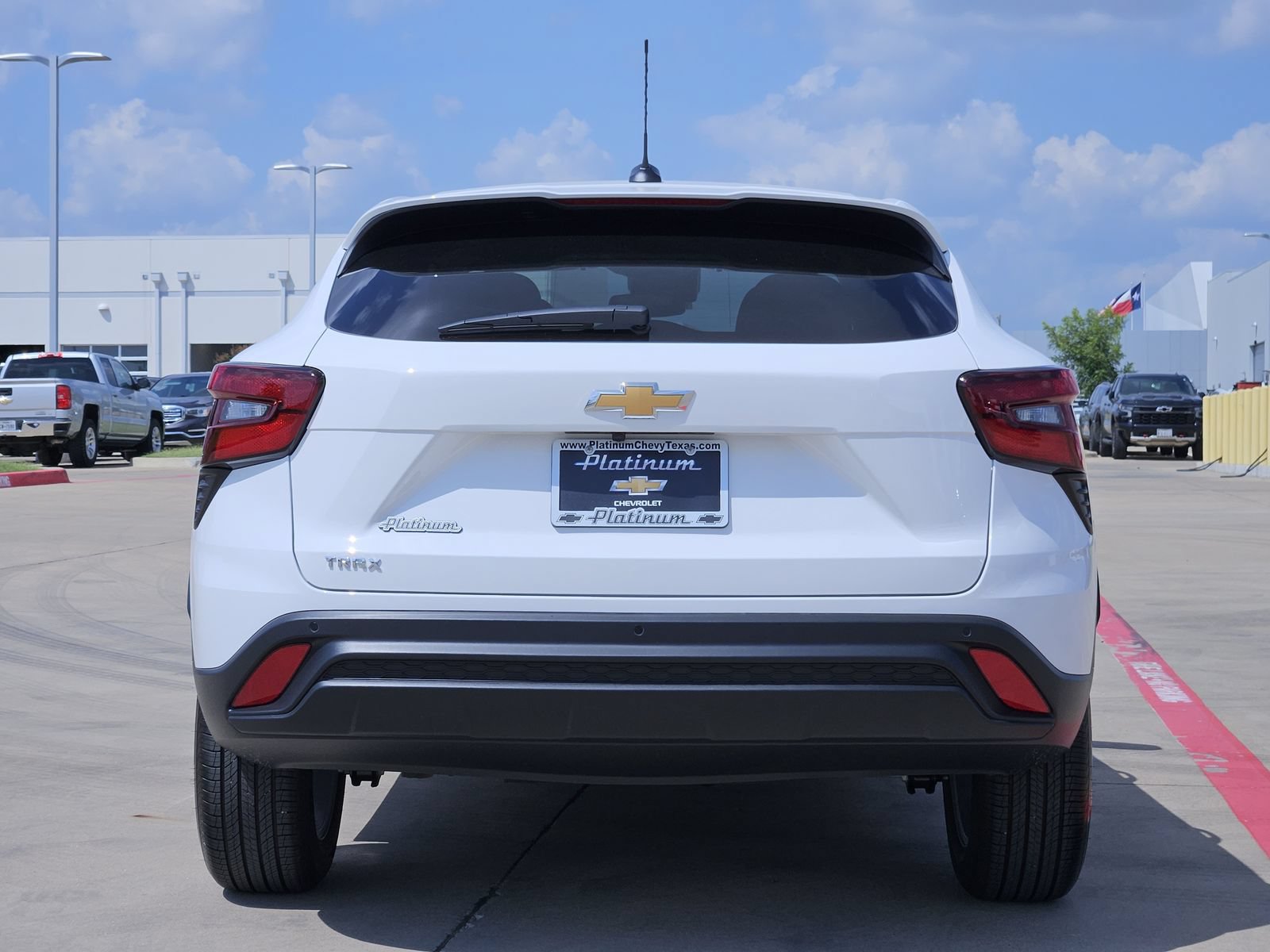 New 2026 Chevrolet Trax LS w/ LS Convenience Package FWD image 8